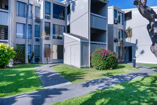 Kailua-kona, HI 96740,75-5669 KUAKINI HIGHWAY #4101