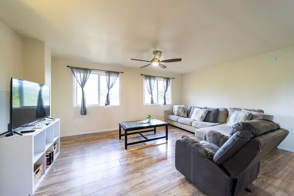 Keaau, HI 96749,15-1702 11TH AVE