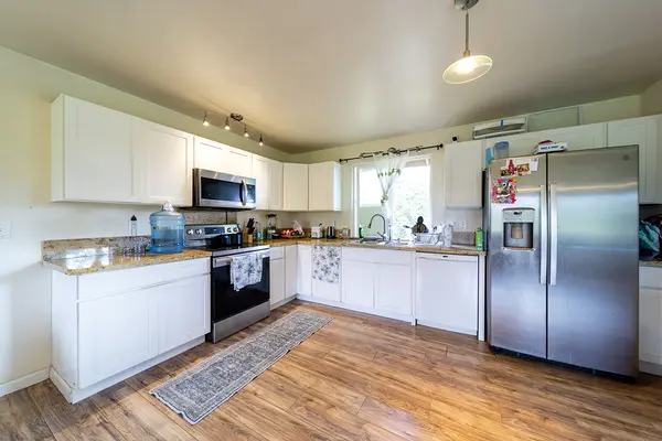 Keaau, HI 96749,15-1702 11TH AVE