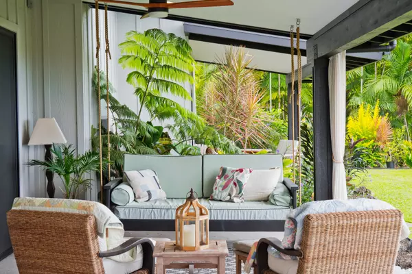 Kailua-kona, HI 96740,74-941 KUNI ST
