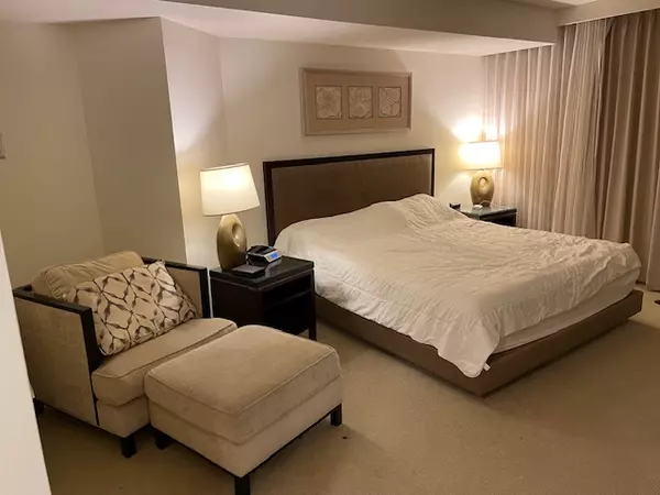 Honolulu, HI 96815,223 SARATOGA RD #806