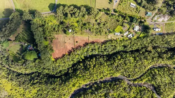 Ninole, HI 96773,32-520 PIHA KAHUKU RD