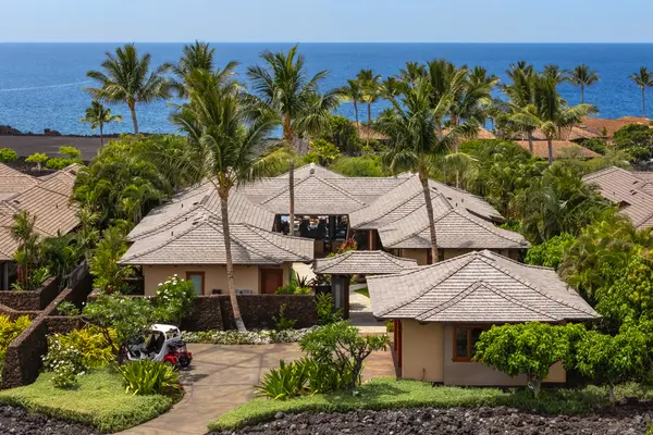 72-1033 KEKAHAWAIOLE DR, Kailua-kona, HI 96740