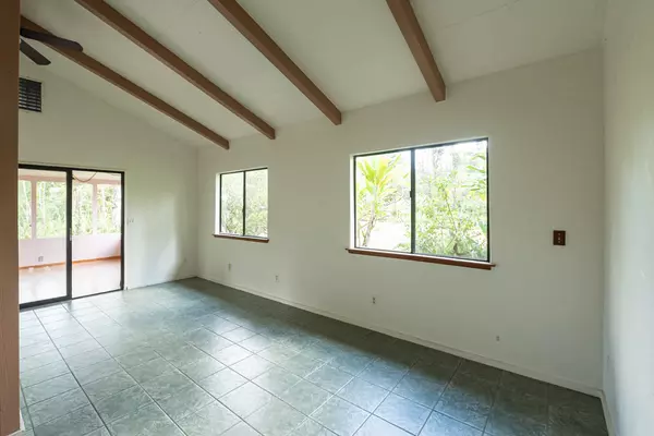 Keaau, HI 96749,15-1625 11TH AVE