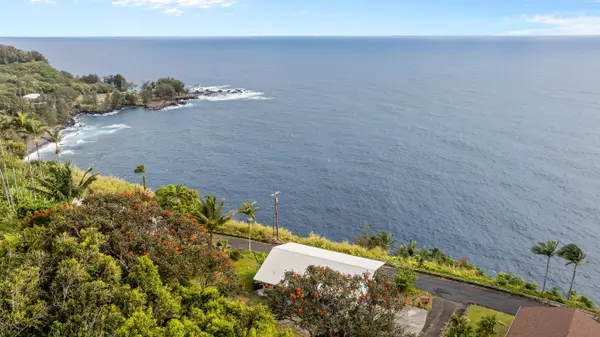 Laupahoehoe, HI 96764,36-2331 OLD MAMALAHOA HIGHWAY