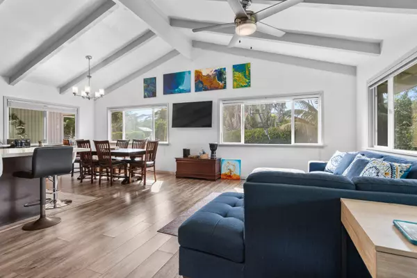 Keaau, HI 96749,15-1385 MAKUU DR