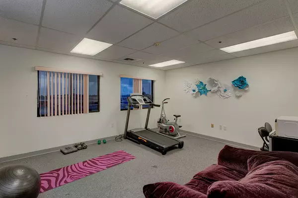 Hilo, HI 96720,891 ULULANI ST