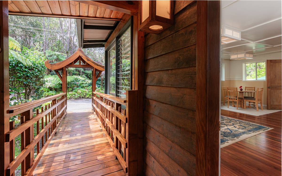 19-3946 LAUKAPU AVE, Volcano, HI 96785