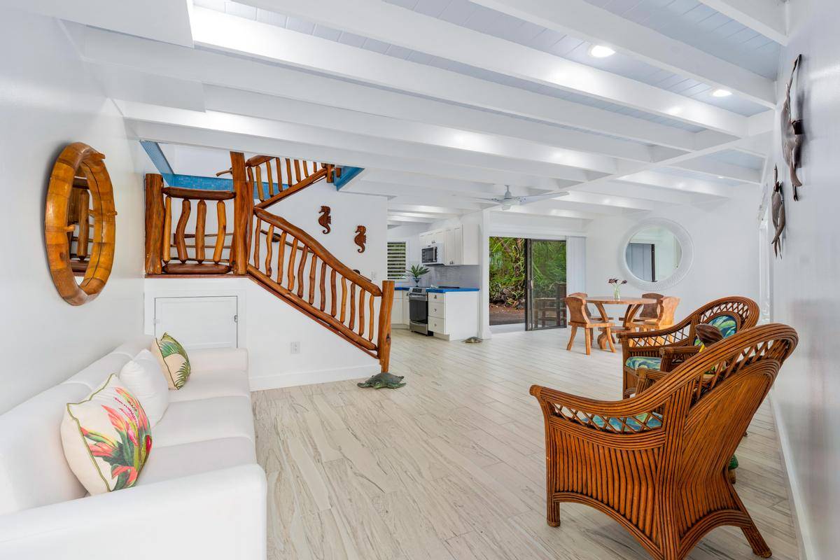 75-6150 ALII DR #7, Kailua-kona, HI 96740