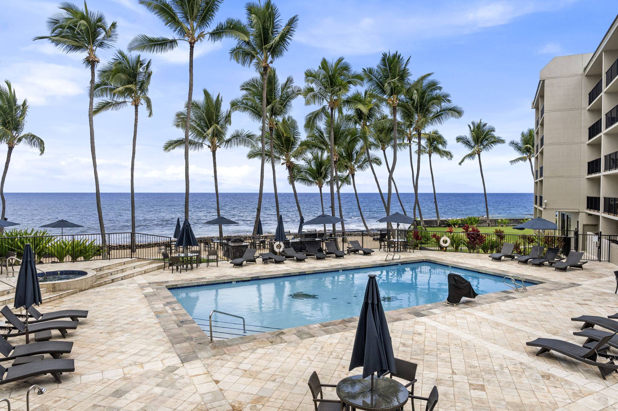 75-6106 ALII DR #114, Kailua-kona, HI 96740