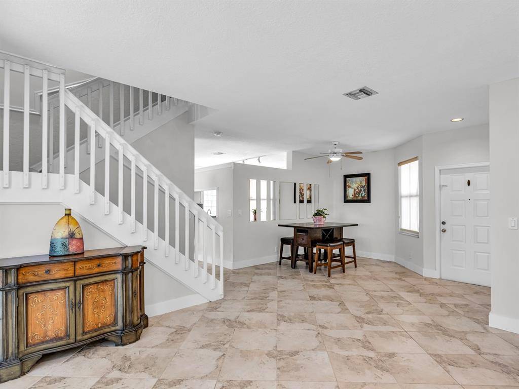 Davie, FL 33331,15037 SW 50th Ct
