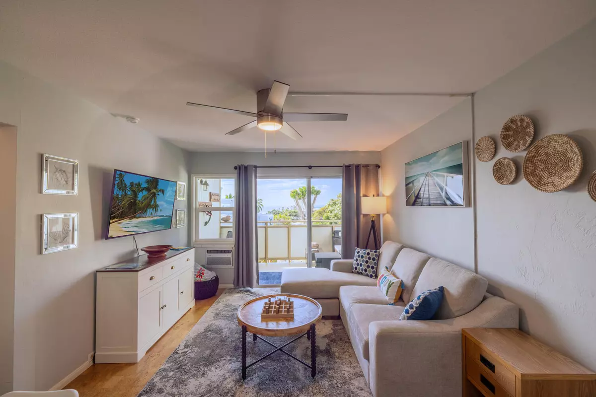 Kailua-kona, HI 96740,74-5618 PALANI RD #C7