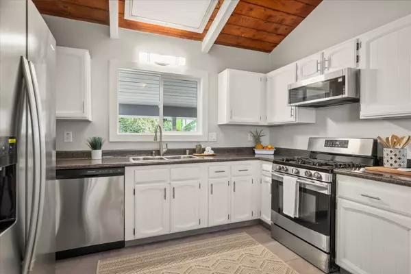 Kailua-kona, HI 96740,73-1025 AHIKAWA ST