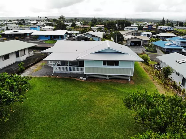 Hilo, HI 96720,927 PUKU ST