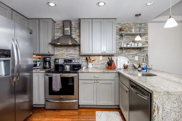 75-5782 KUAKINI HIGHWAY #410, Kailua-kona, HI 96740