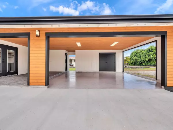 Hilo, HI 96720,1261-B HAIHAI ST