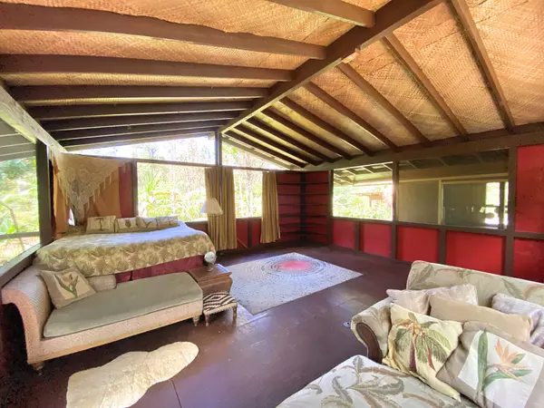 Pahoa, HI 96778,14-3527 HAWAII RD