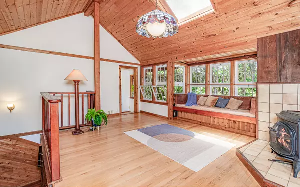 Volcano, HI 96785,19-4202 KE KOA NUI ST