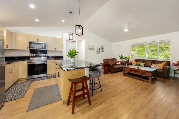 Keaau, HI 96749,15-1798 20TH AVE