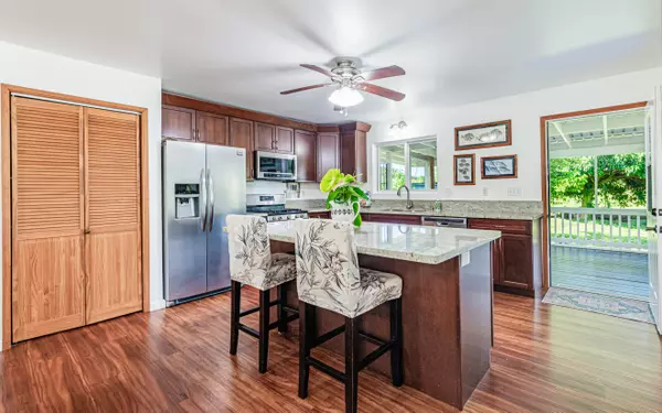 Hilo, HI 96720,166 CHONG ST