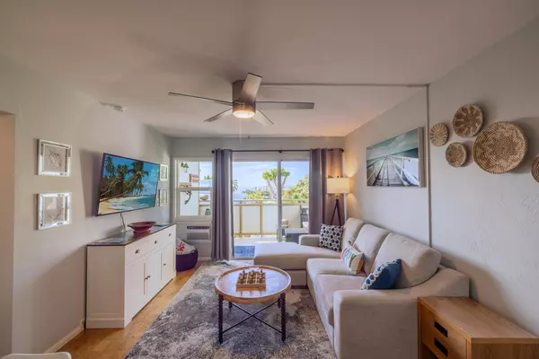 74-5618 PALANI RD #C7, Kailua-kona, HI 96740