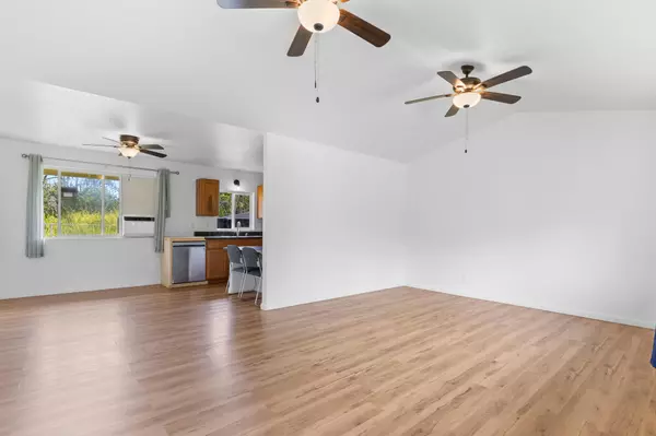 Keaau, HI 96749,15-1627 15TH AVE