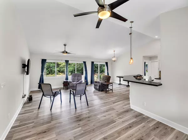 Keaau, HI 96749,15-1606 16TH AVE