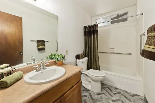 1455 ALA KULA ST, Hilo, HI 96720