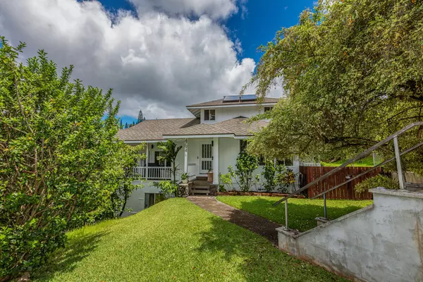 4794 PUUWAI RD #1, Kalaheo, HI 96741