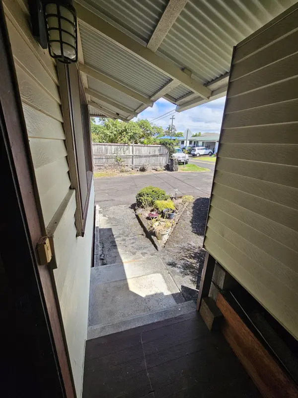 Hilo, HI 96720,18 HUAALANI DR