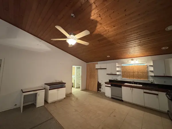 Keaau, HI 96749,15-1990 16TH AVE