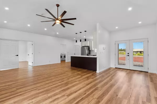 Keaau, HI 96749,15-1770 10TH AVE