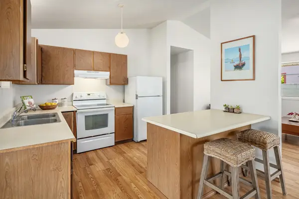 Kapaa, HI 96746,5400 OLOPUA ST