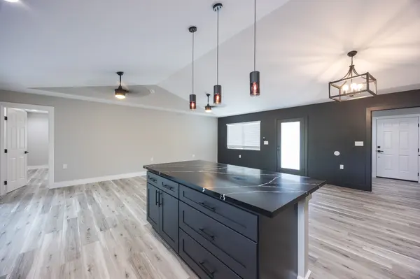 Keaau, HI 96749,15-1776 6TH AVE