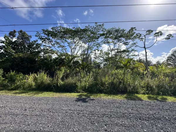 15-1074 KIAWE RD, Keaau, HI 96749