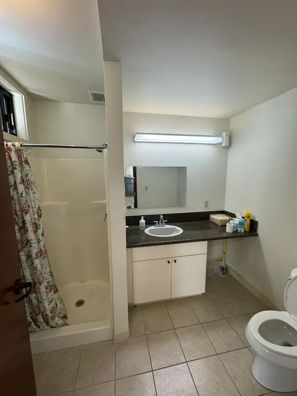 Hilo, HI 96720,126 PUUHONU WAY