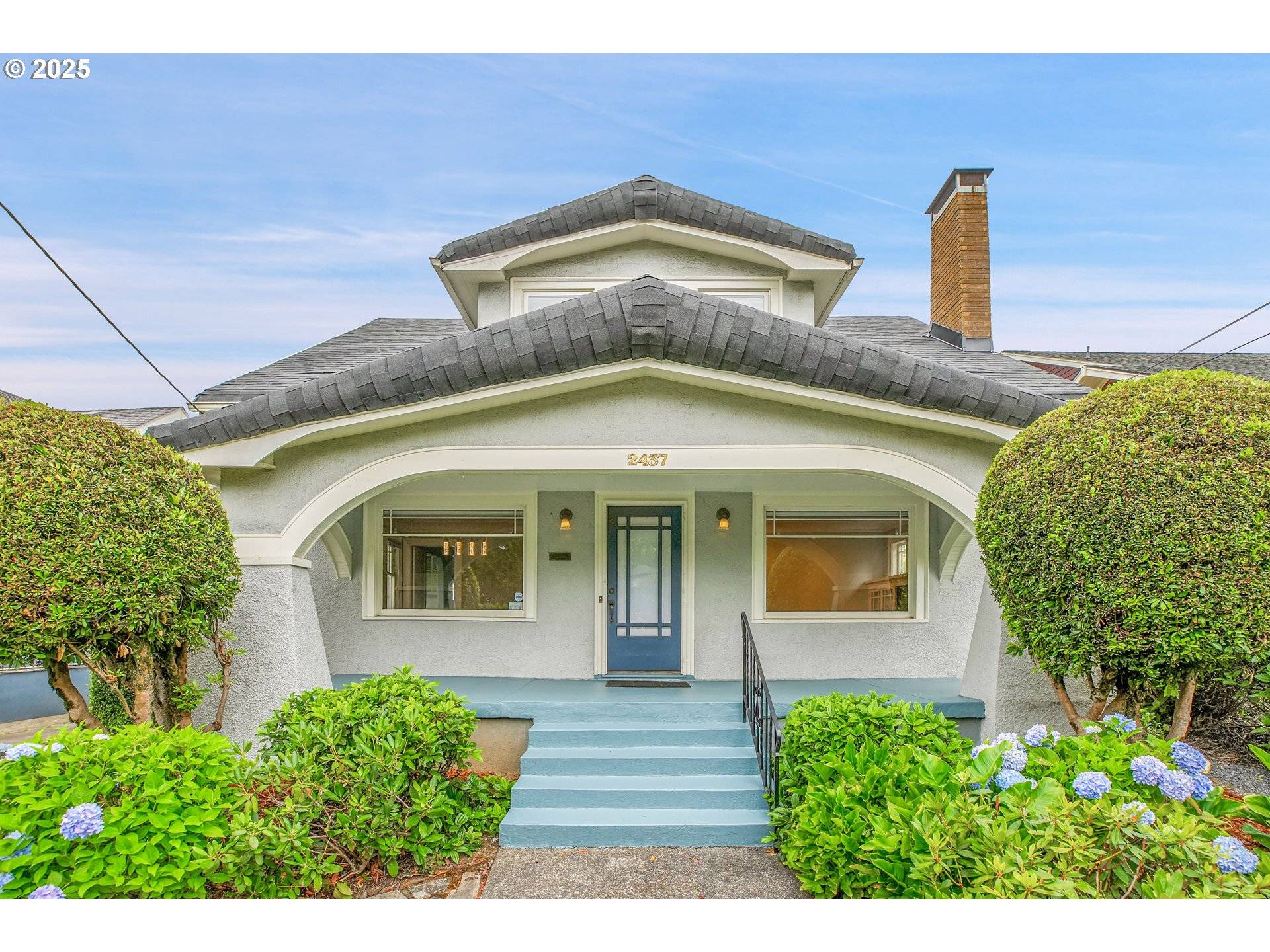 Portland, OR 97212,2437 NE 9TH AVE