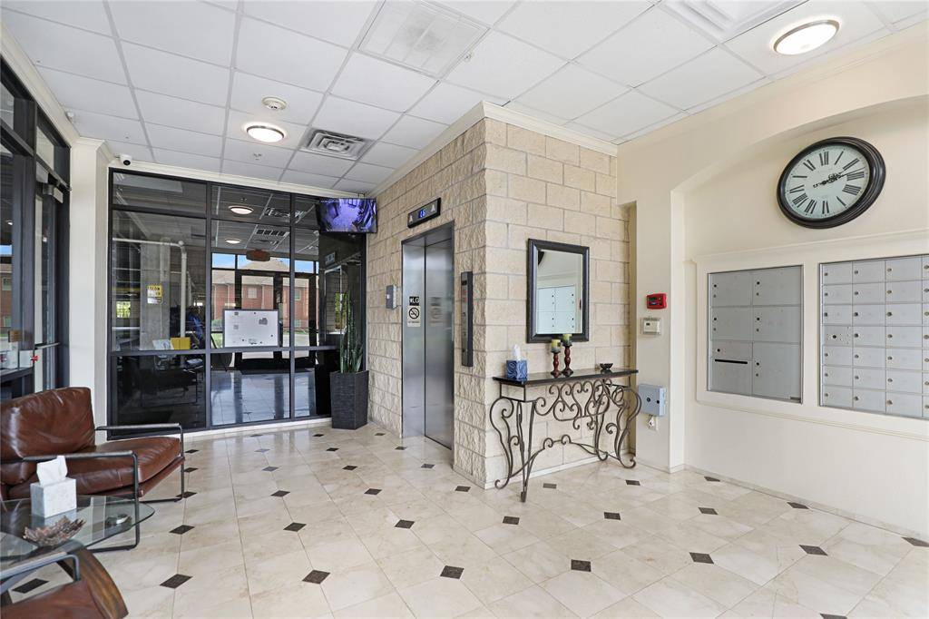 Plano, TX 75074,800 E 15th Street #301
