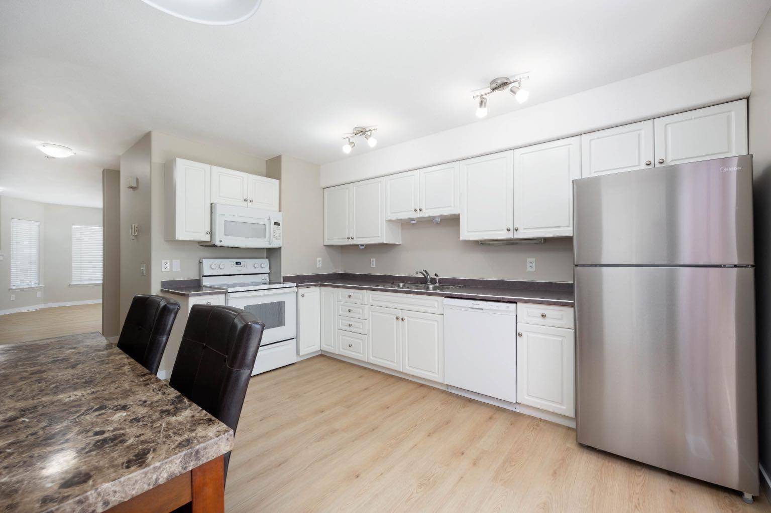 Fort Mcmurray, AB T9H 5N9,123 Arabian DR #103