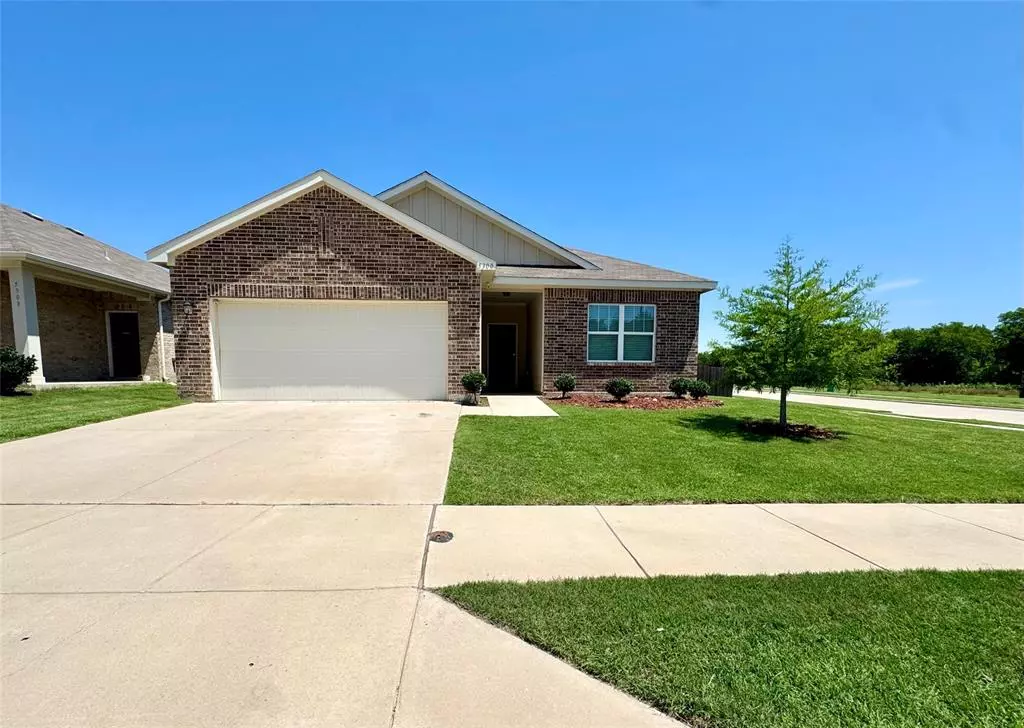 Fort Worth, TX 76179,5300 Shady Springs Trail