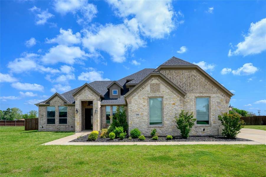 200 Chisolm Trail, Pottsboro, TX 75076