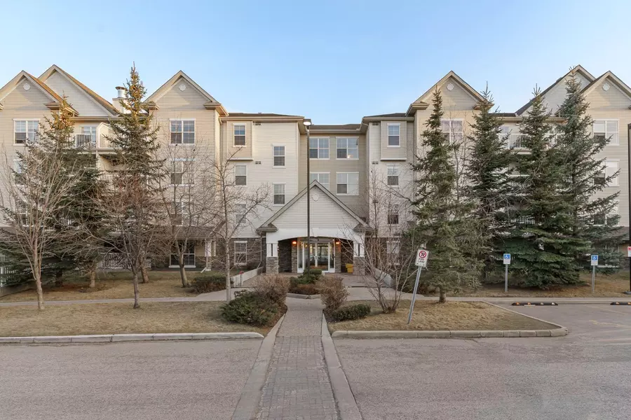 2000 Applevillage CT SE #416, Calgary, AB T2A 7Z4