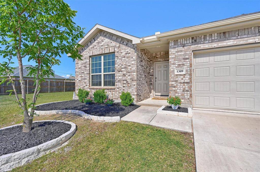 Van Alstyne, TX 75495,1309 Benwick Drive