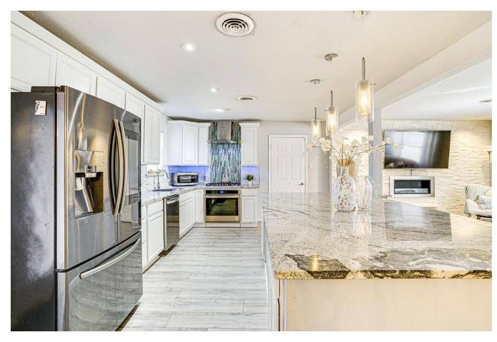 Hurst, TX 76053,1037 Cavender Drive