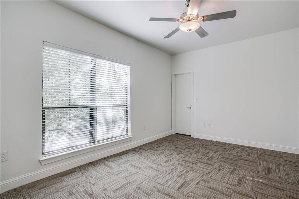 Dallas, TX 75214,6159 Oram Street #204
