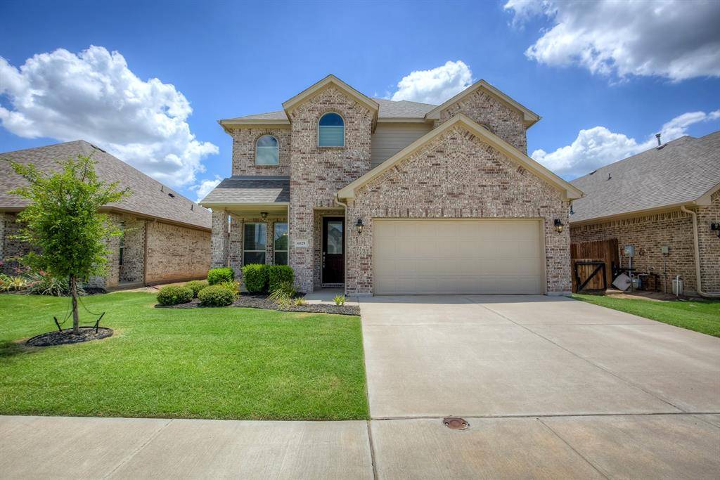 6029 Dunnlevy Drive, Fort Worth, TX 76179