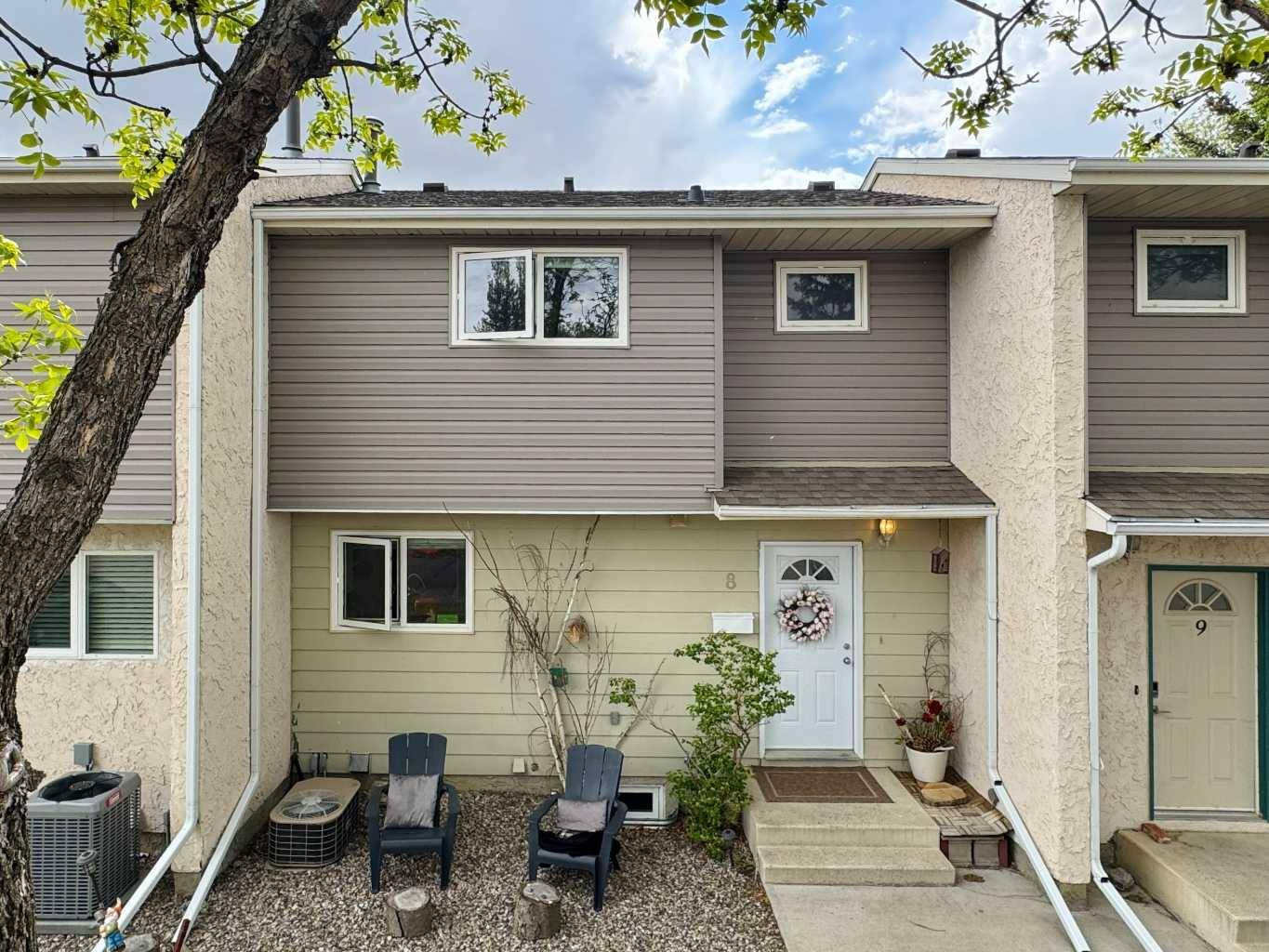 Lethbridge, AB T1K 4C6,244 McGill BLVD W #8