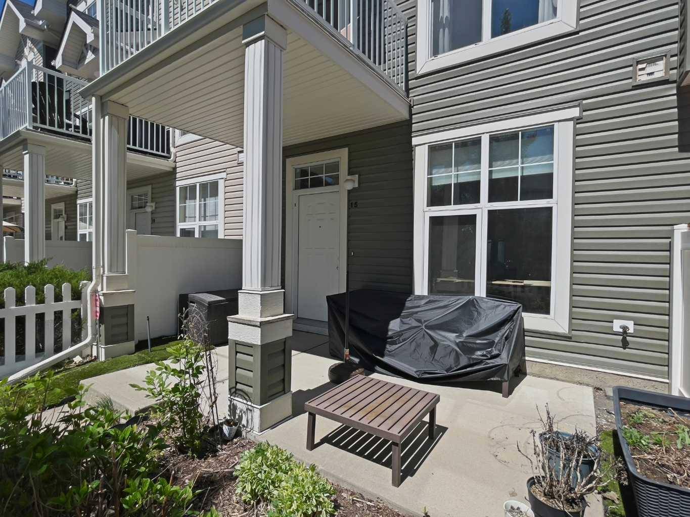 Calgary, AB T2L 3C2,15 Toscana GDNS Northwest