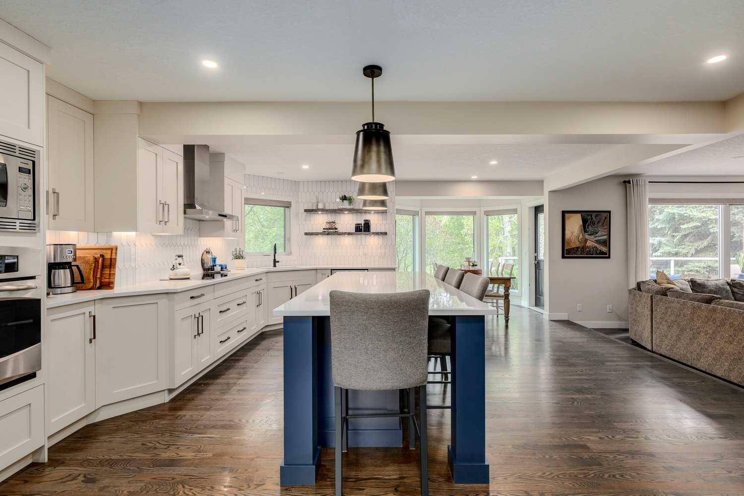 Calgary, AB T2Z2C2,2131 Douglasbank CRES Southeast