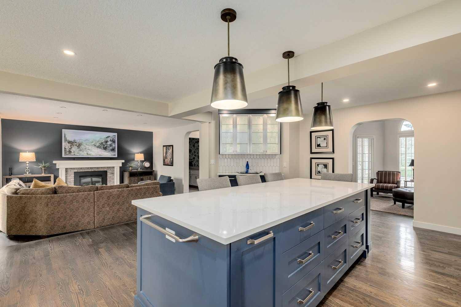 Calgary, AB T2Z2C2,2131 Douglasbank CRES Southeast